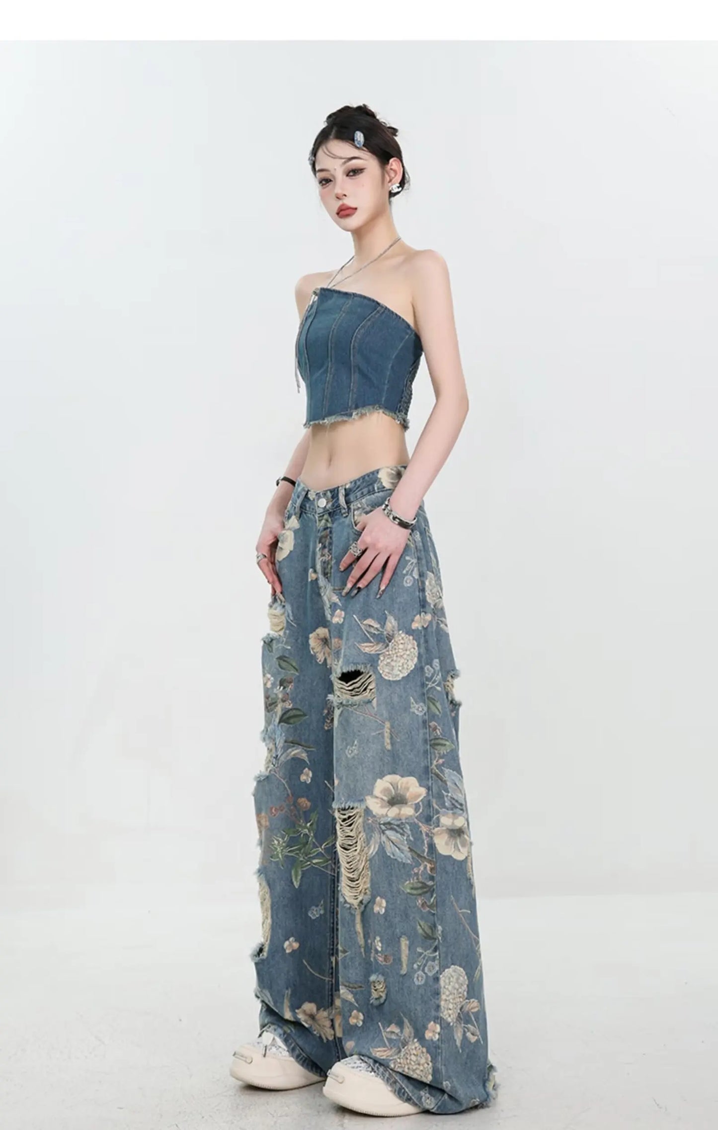 Women's Classic Straight Jeans