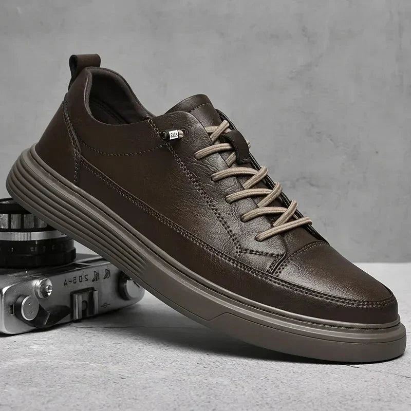 Men's Low- Sneakers Lace-Up Closure