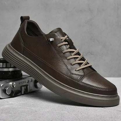 Men's Low- Sneakers Lace-Up Closure