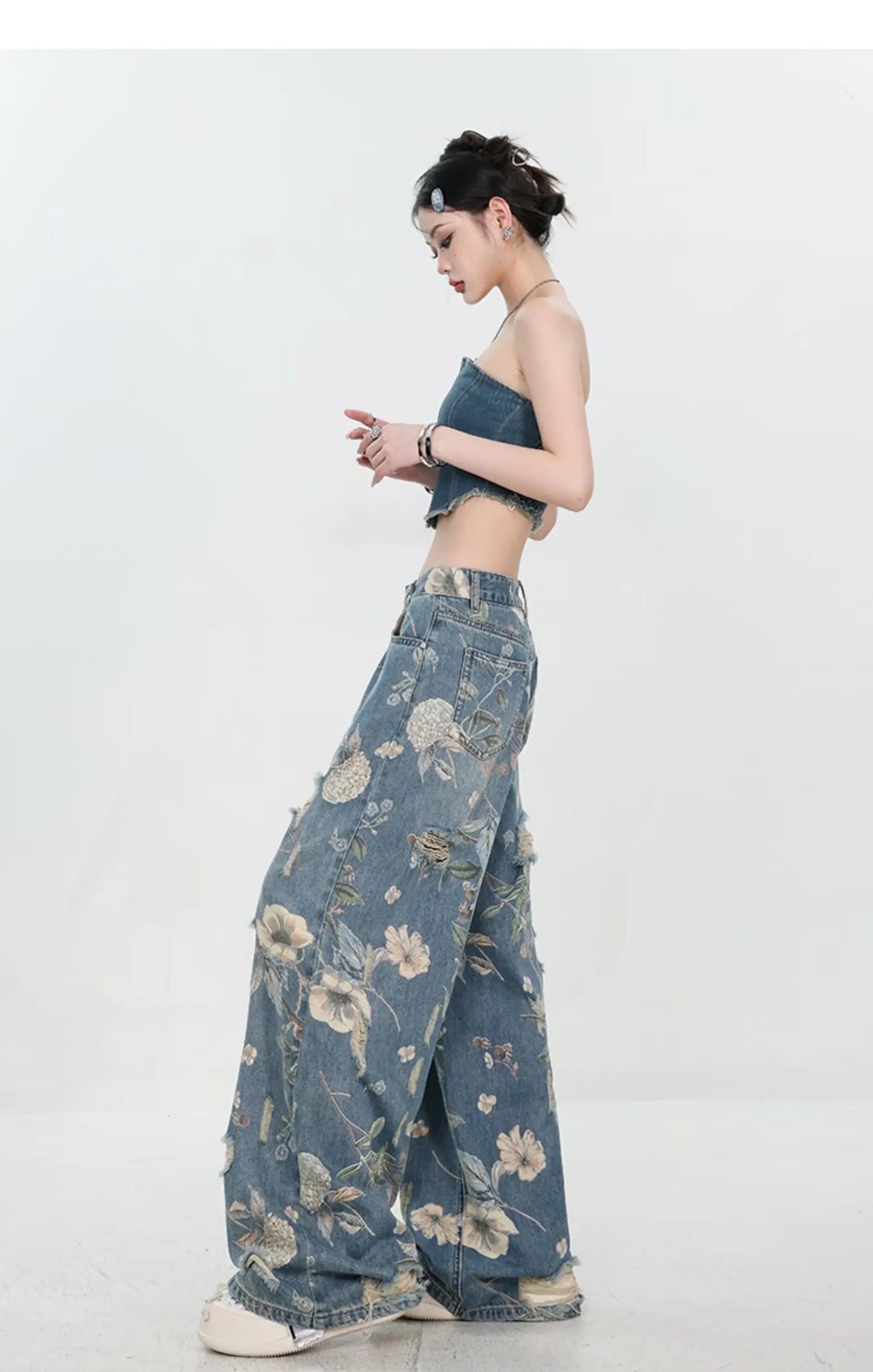 Women's Classic Straight Jeans