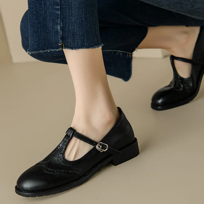 Classic Women's Buckle Block Heel Mary Jane Shoes
