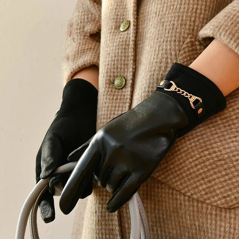 Women's Fitted Gloves Chain Accent Wrist Length - VibreMode