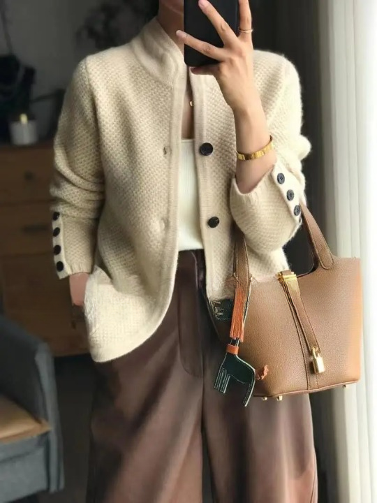 Women's Cardigan Sweater Button Front Contrast Cuffs - VibreMode