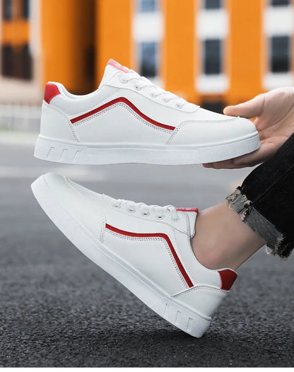 Fashionable Lace Up Sneakers