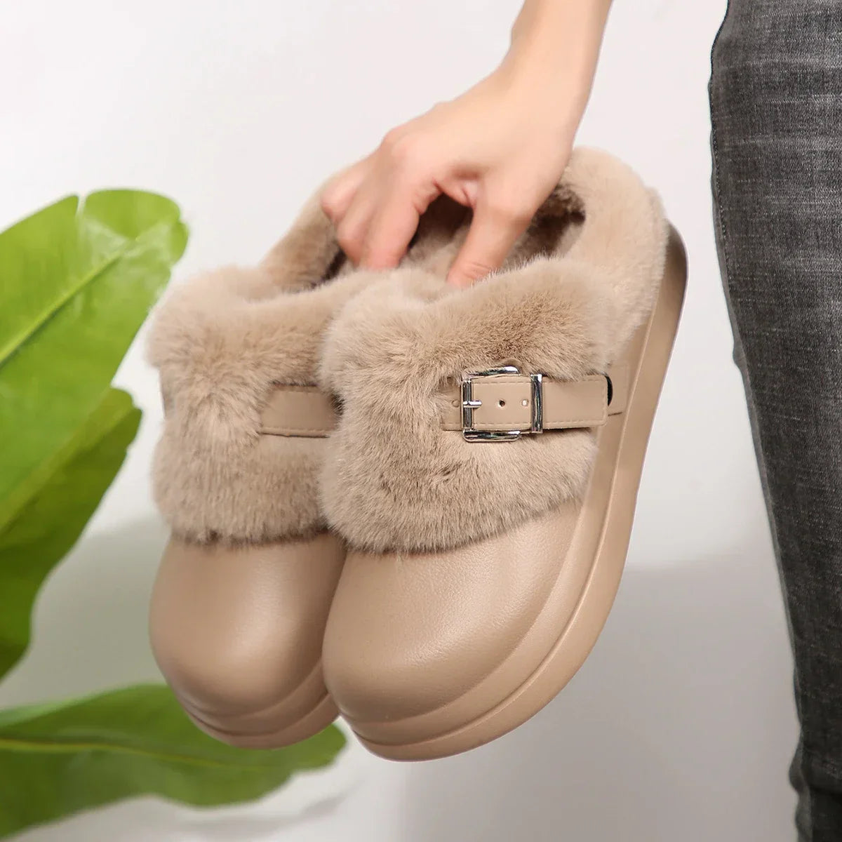 Women's Plush Slippers