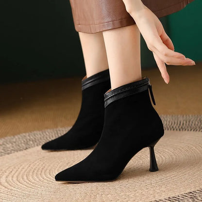 Women's Pointed Toe Slim Fit Boots - VibreMode