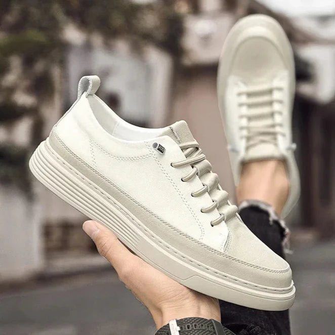 Fashionable Athletic Shoes