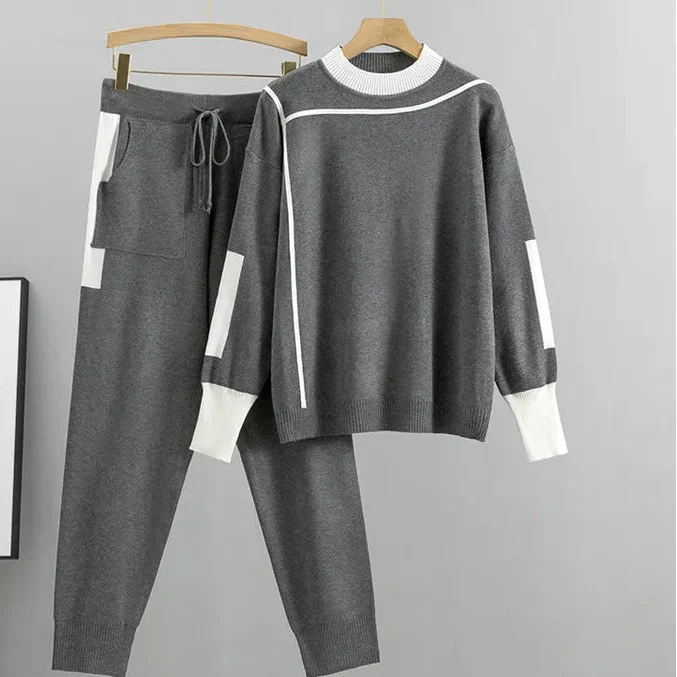 Chic Women's 2 Piece Summer Outfit - VibreMode
