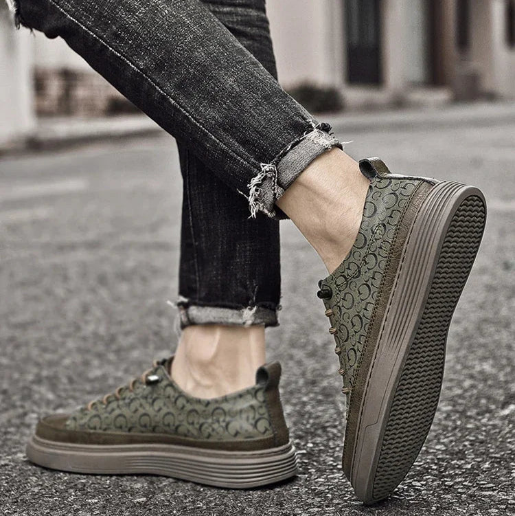Fashionable Athletic Shoes