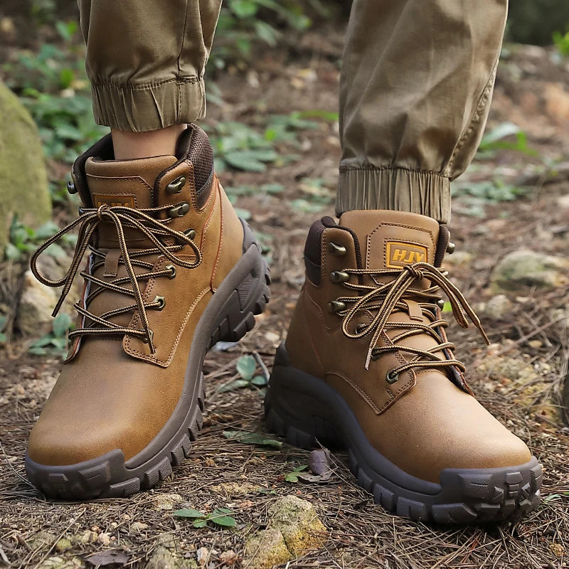 Men's High- Hiking Boots Non-Slip Waterproof Brown