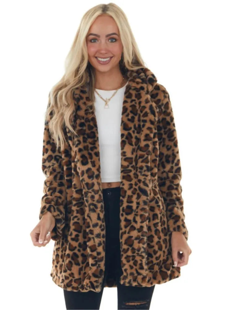 Valona Women's Faux Fur Coat - VibreMode