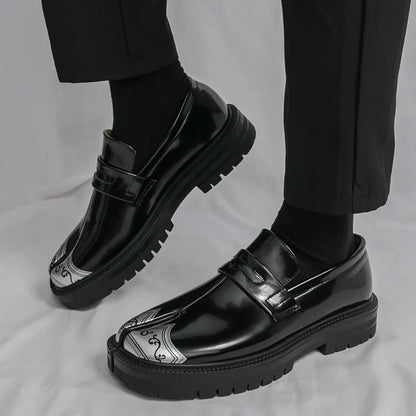 Obsidian Leather Tabi Loafers - VibreMode