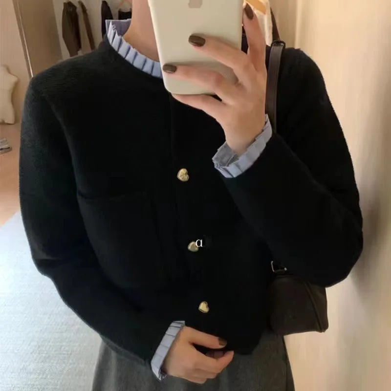 Women's Pearl Button Cardigan - VibreMode