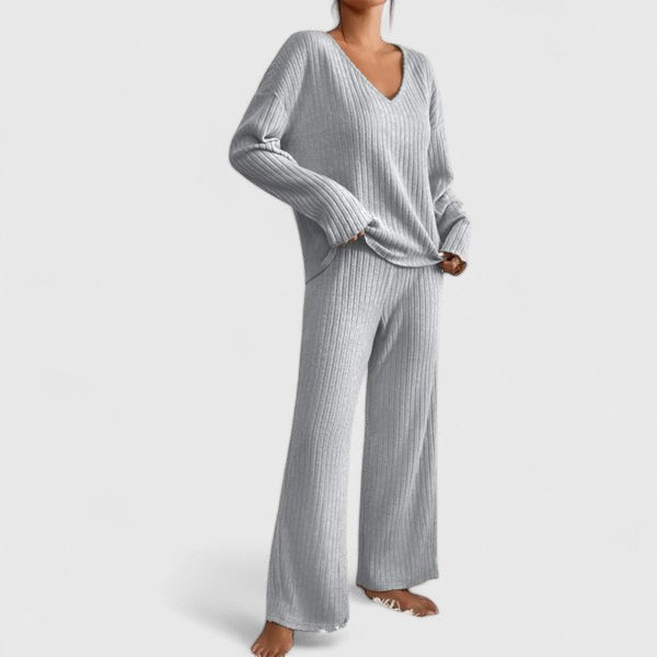 Cozy Women's Loose Fit Sleepwear Pajama Set