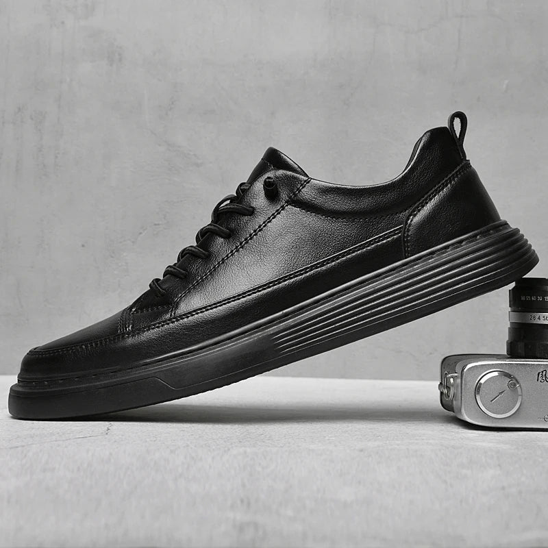 Men's Low- Sneakers Lace-Up Closure
