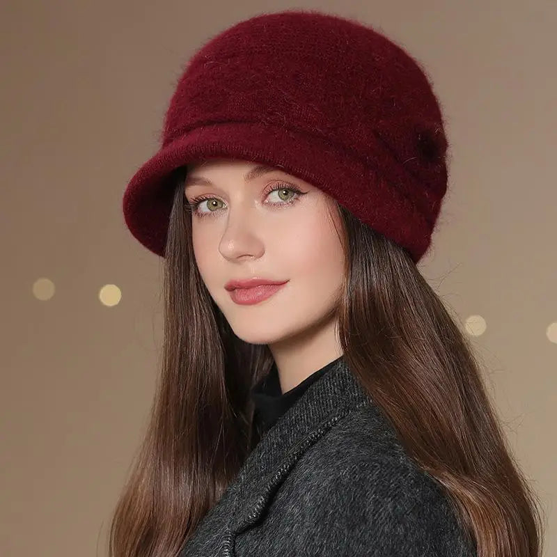 Women's Warm Knit Cloche Hat
