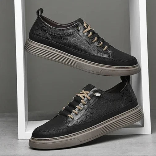 Fashionable Athletic Shoes