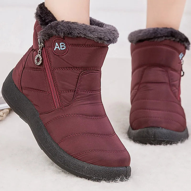 Women's Winter Snow Boots Comfortable Insulated Black