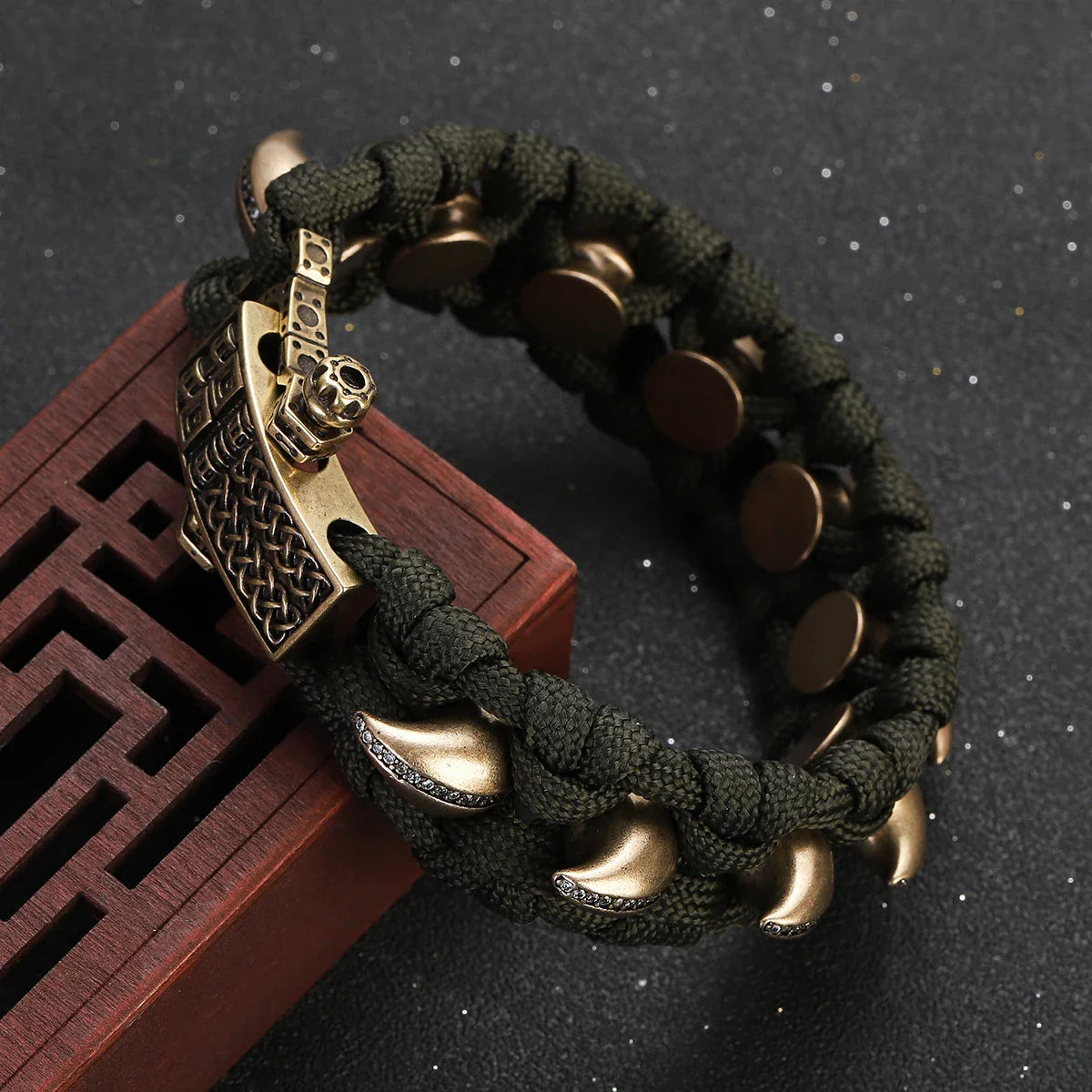 Draknar Men's Ouroboros Leather Bracelet - VibreMode