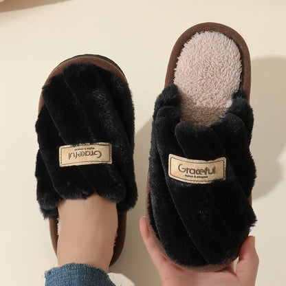 Women's Plush Slippers Soft Cushioned Indoor Slides