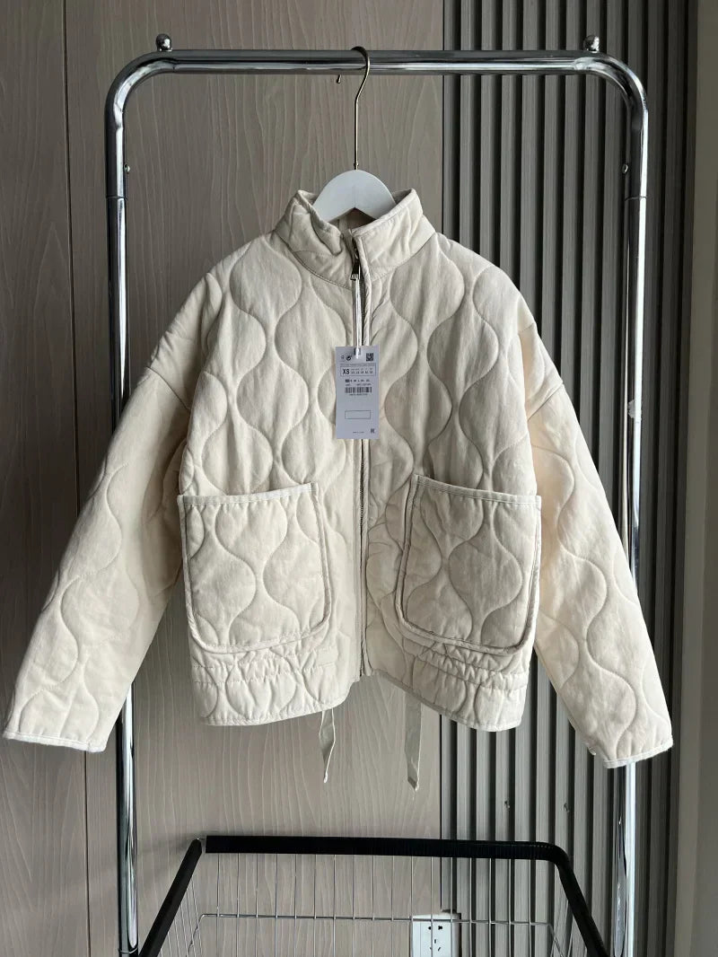 Fashionable Utility Jacket with Pockets