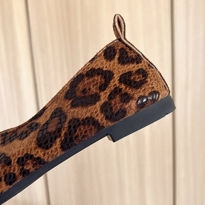Fashionable Animal Print Flat Shoes