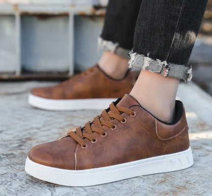 Comfortable Men's Everyday Lace Shoes
