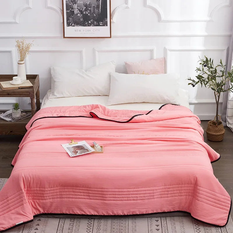 Lightweight Breathable Comforter For Sleepers