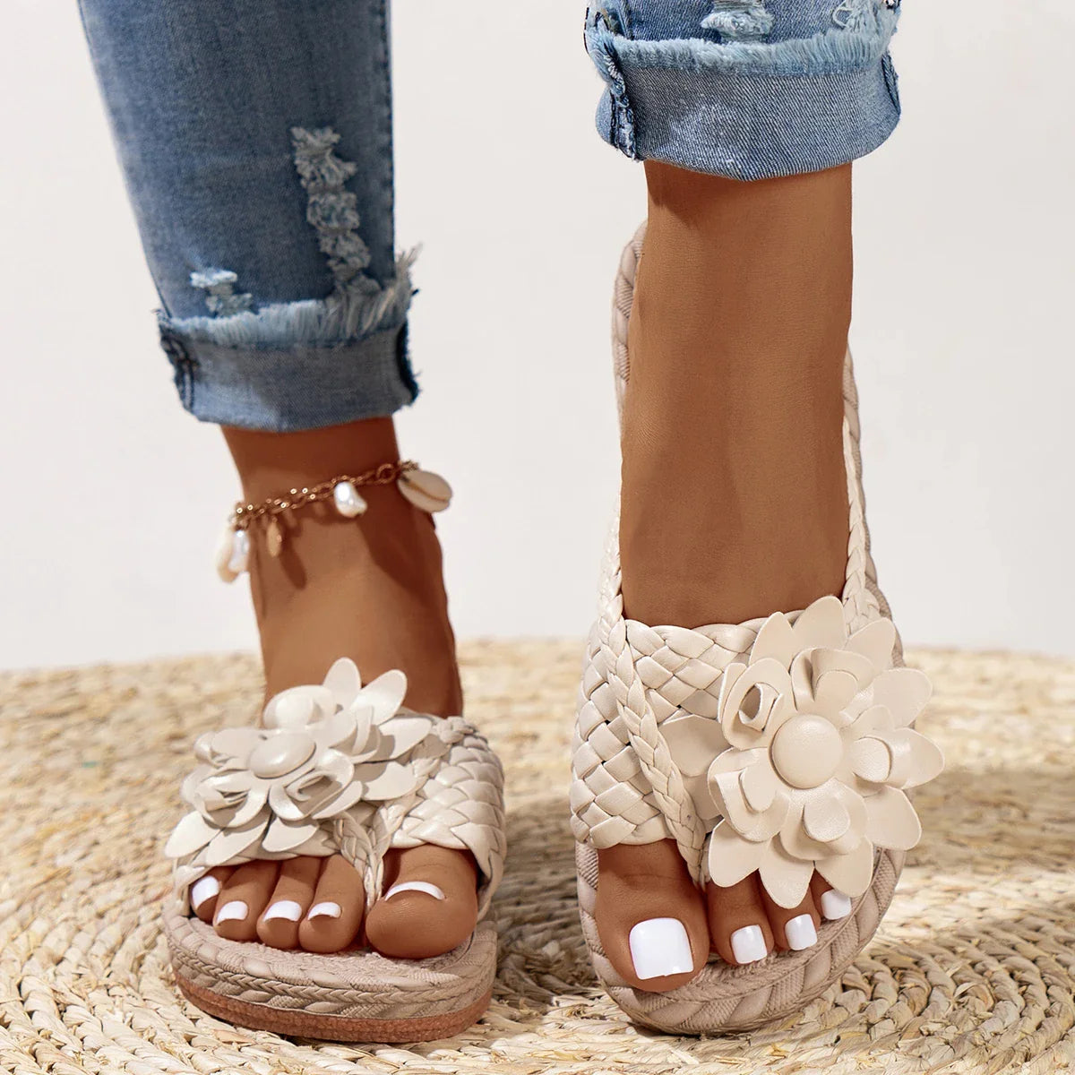 Comfortable Beach Flip Flops