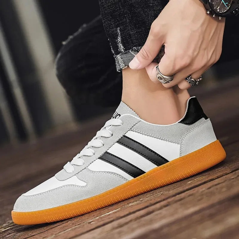 Hollis Men's Classic Stripe Sneakers