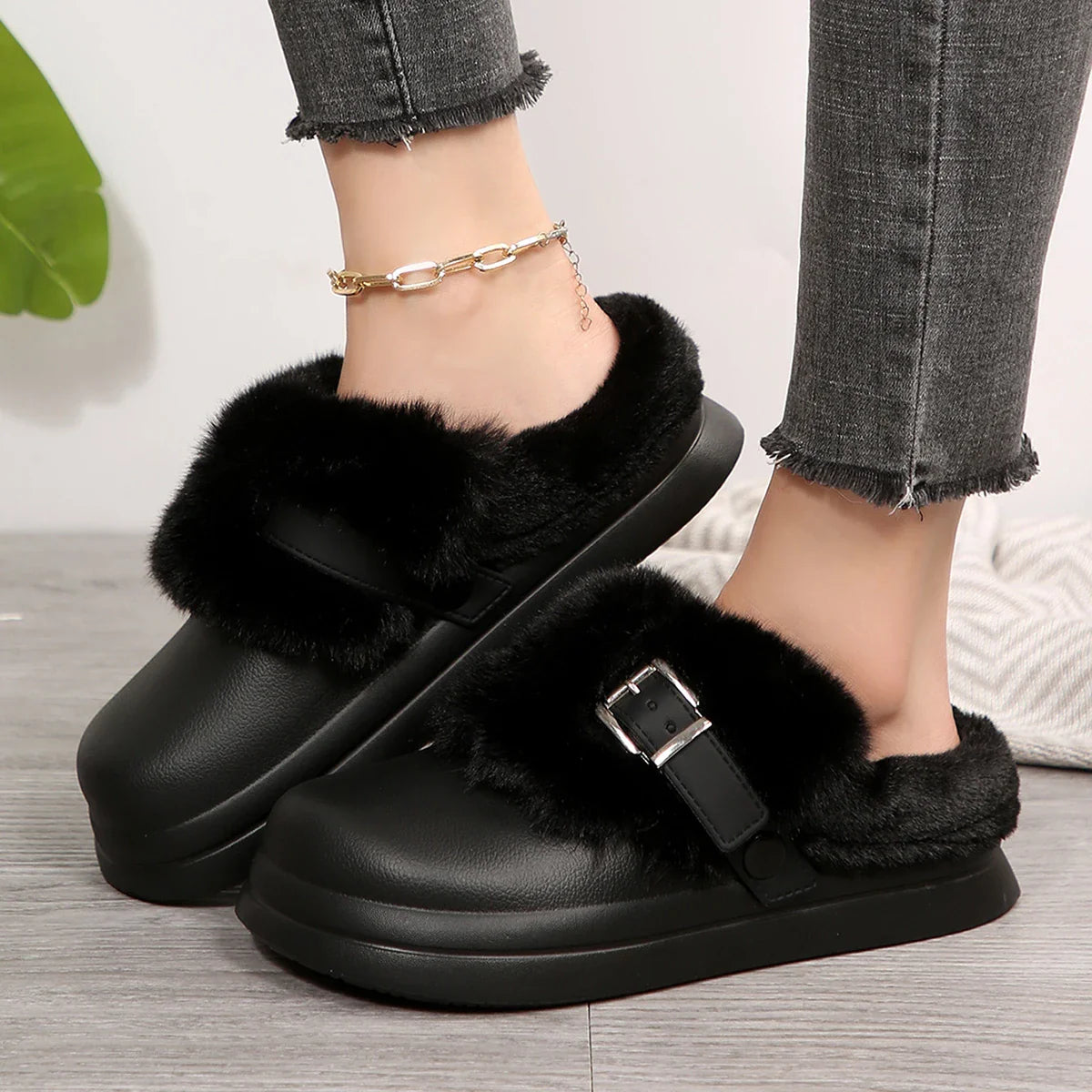 Women's Plush Slippers