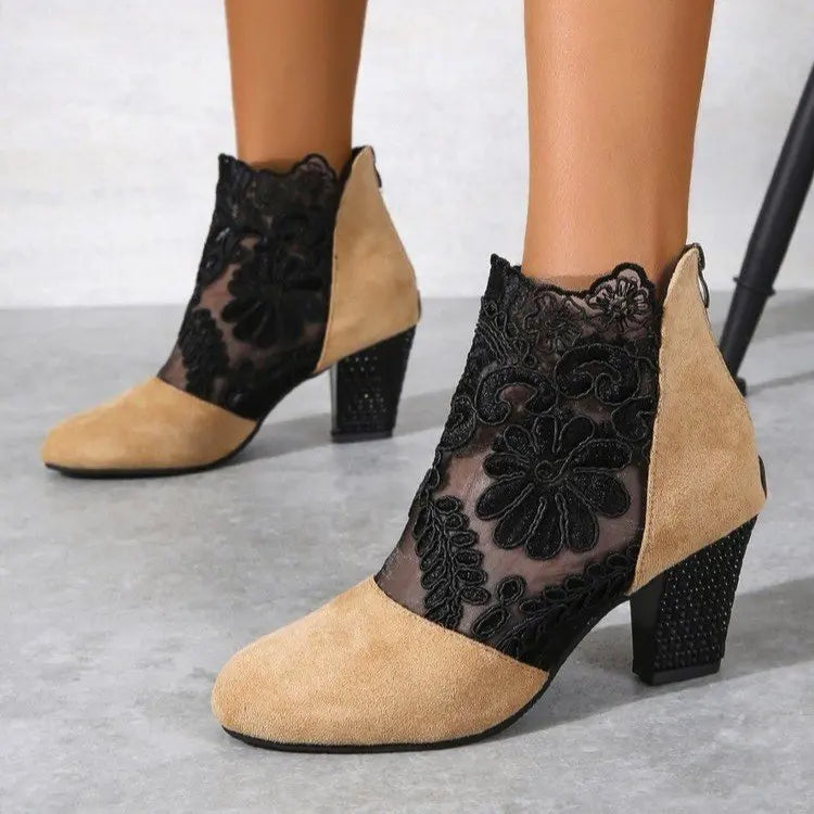 Women's Floral Print Boots - VibreMode