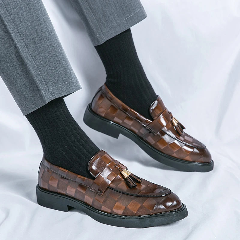 Men's Embossed Tassel Loafers Classic Leather Brown - VibreMode