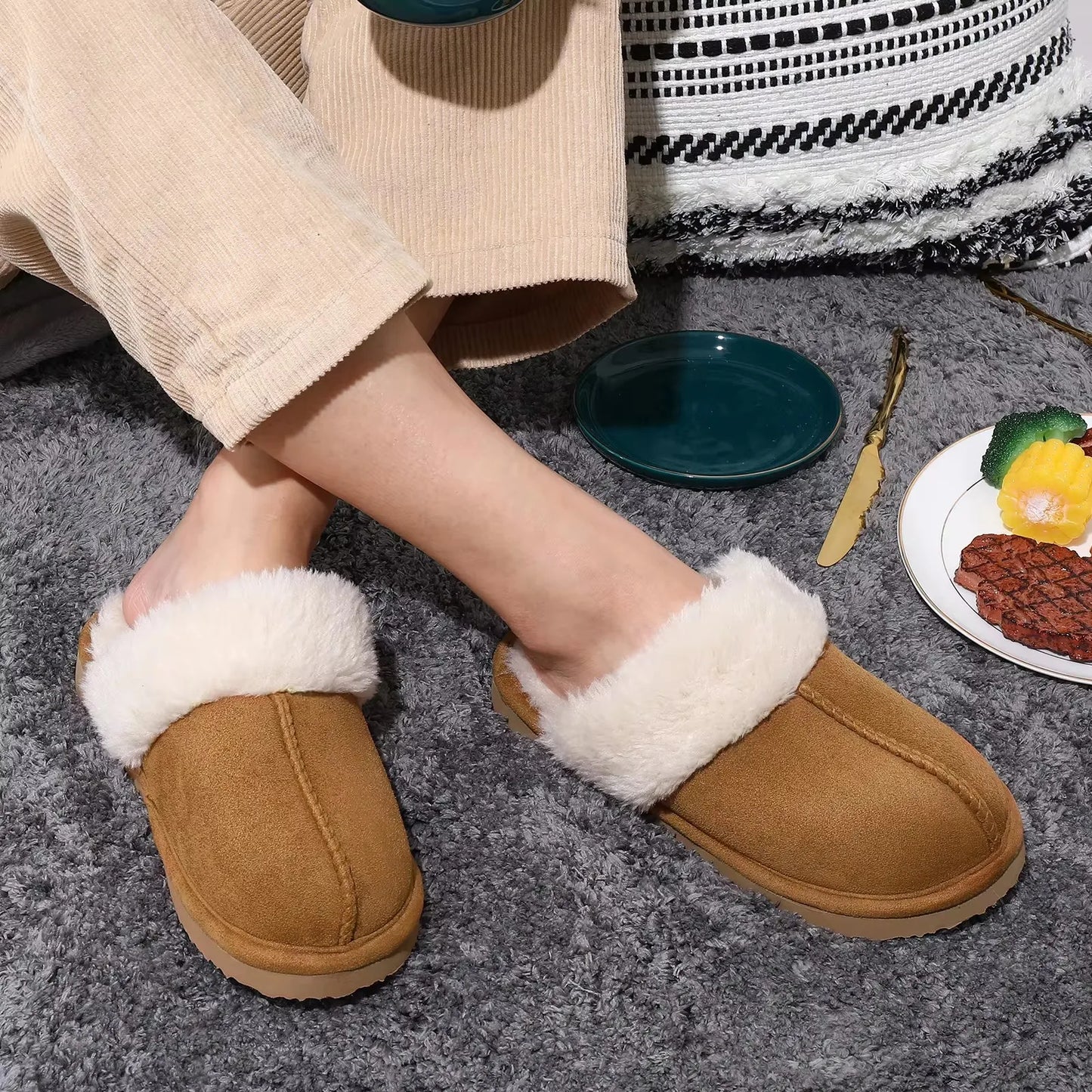 Women's Plush Indoor Slippers Soft Lining Warm Beige