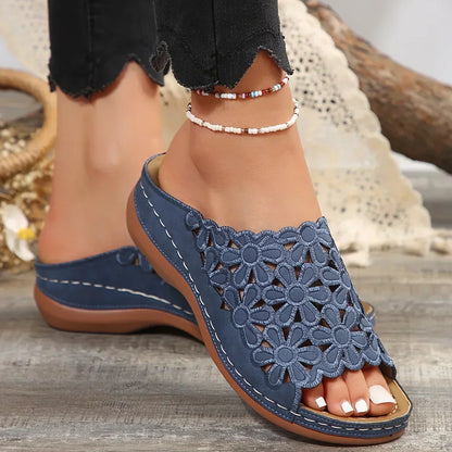Isla Women's Flat Sandals