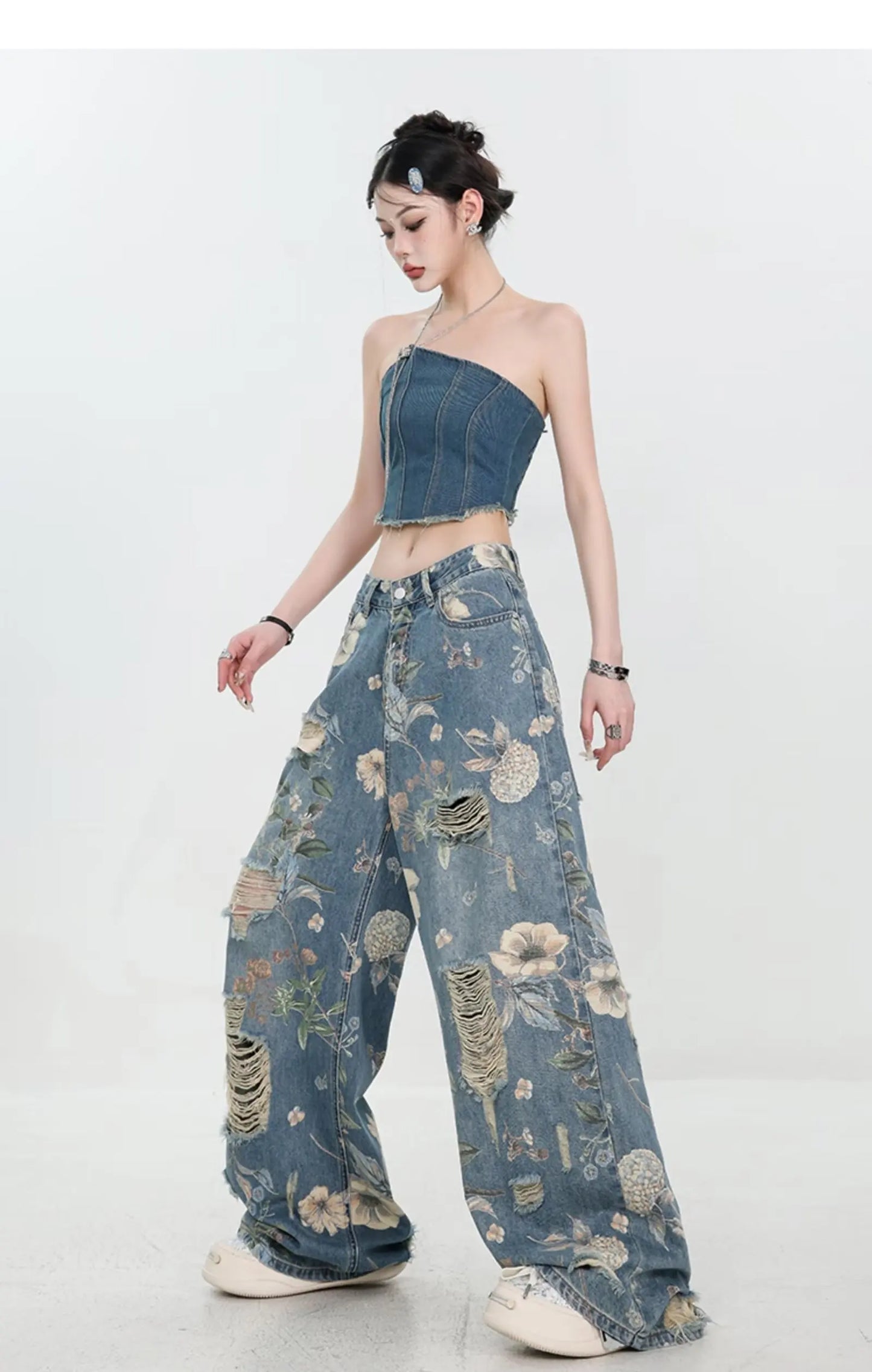 Women's Classic Straight Jeans