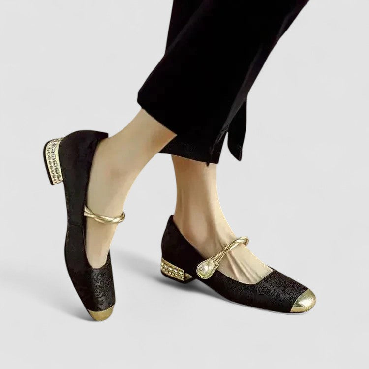 Elegant Ladies Buckle Low Heel Sandals
