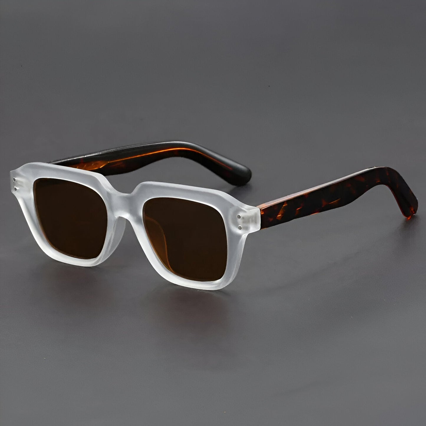 Jasper Mens Retro Sunglasses - VibreMode
