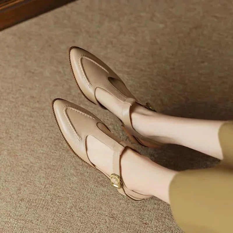 Elegant Women's Pointed Toe Flat Shoes with Buckle Strap