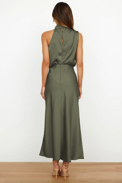 Luxurious Strapless Formal Gown