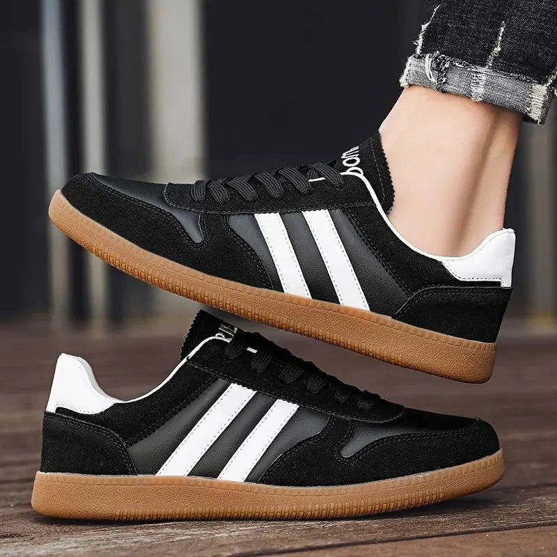 Hollis Men's Classic Stripe Sneakers