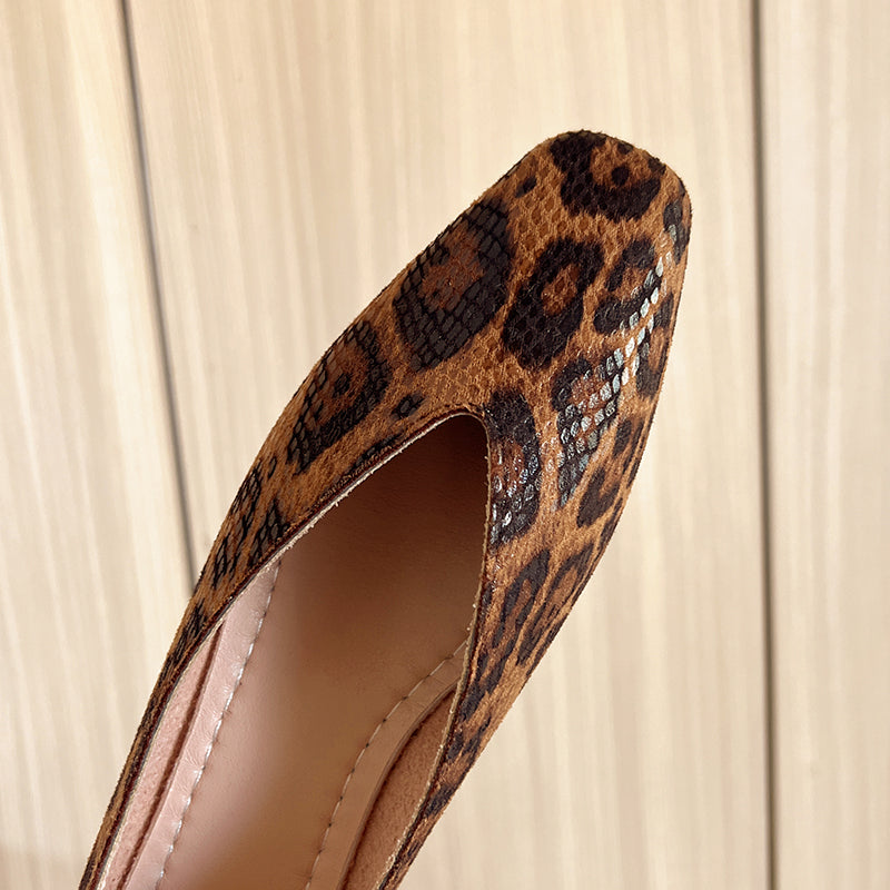 Fashionable Animal Print Flat Shoes