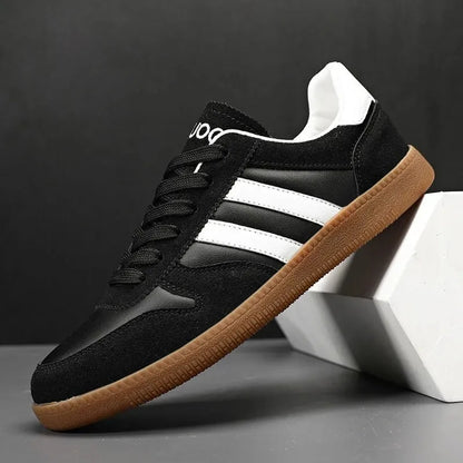 Hollis Men's Classic Stripe Sneakers - VibreMode