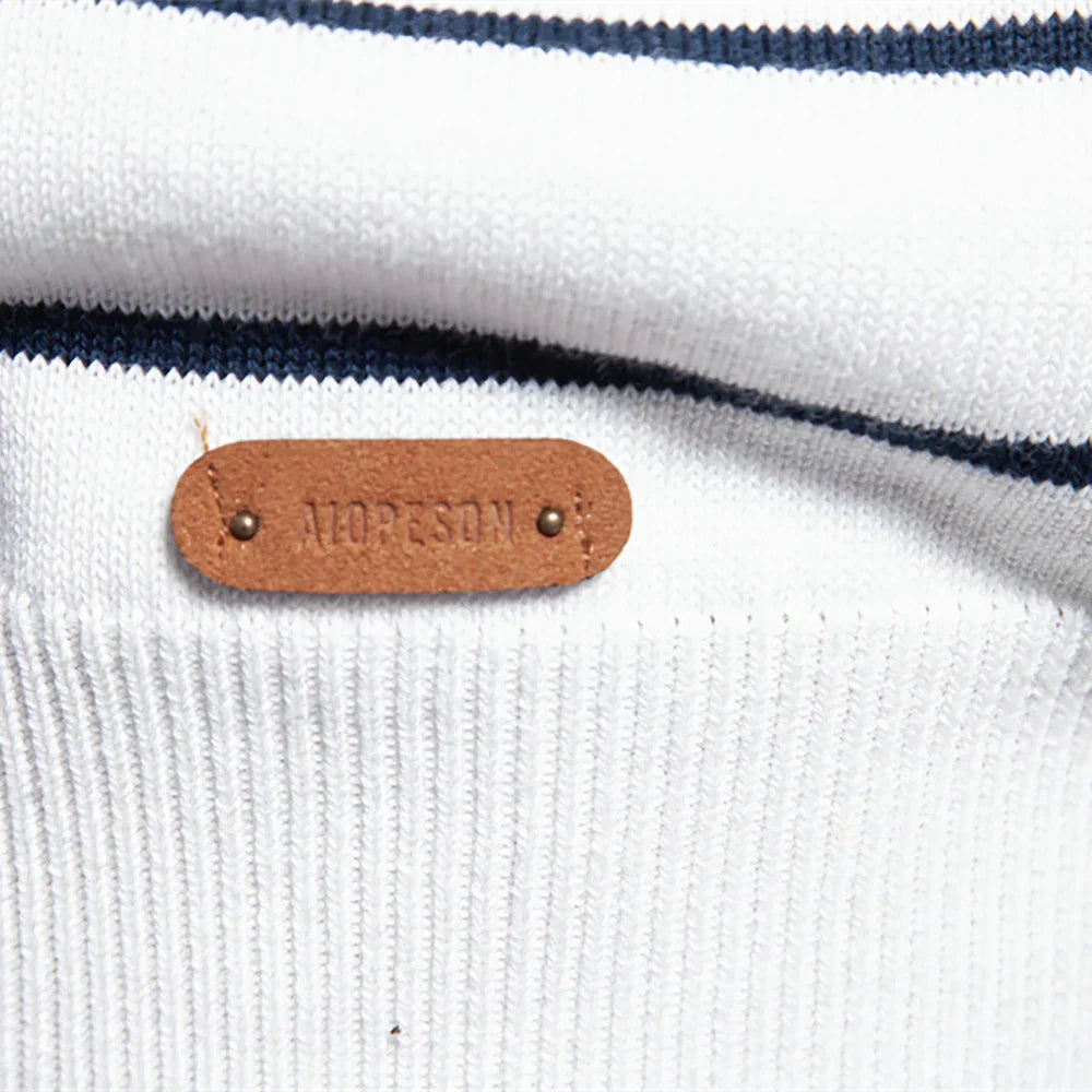 Classic Men's Horizontal Stripe Pullover