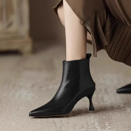 Premium Kitten Heel Ankle Boots - VibreMode