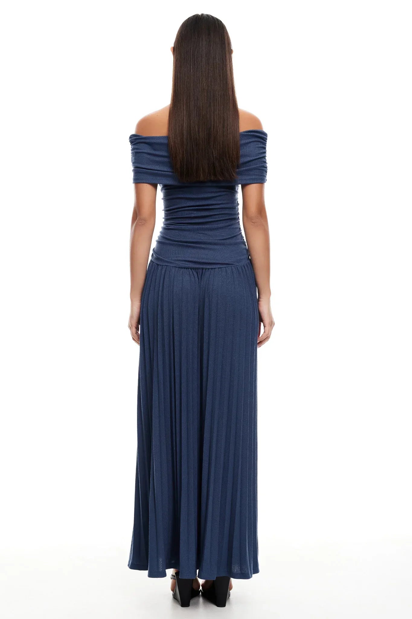 Elegant Long Sundress for Easy Summer Fashion