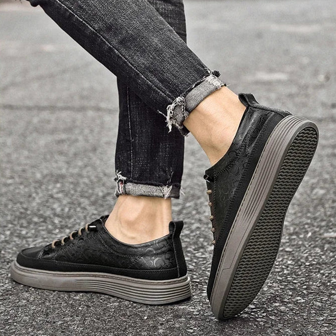 Fashionable Athletic Shoes
