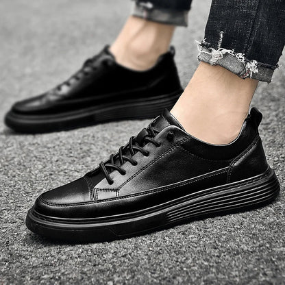 Men's Low- Sneakers Lace-Up Closure