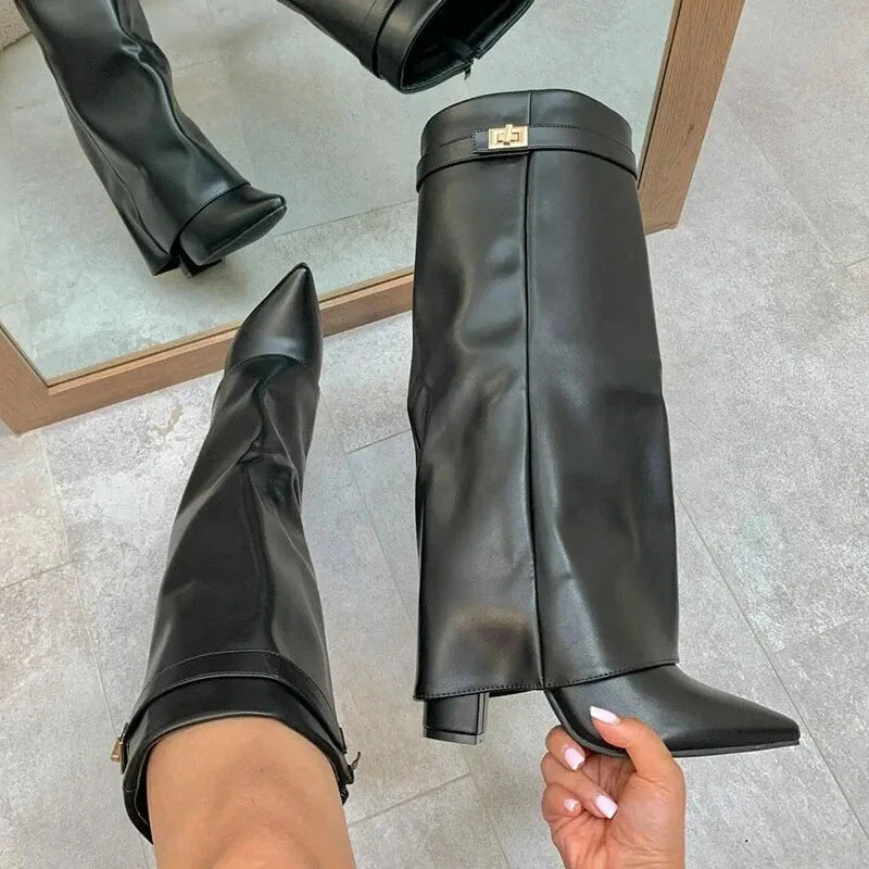Fashionable Ladies Ankle High Boots Style
