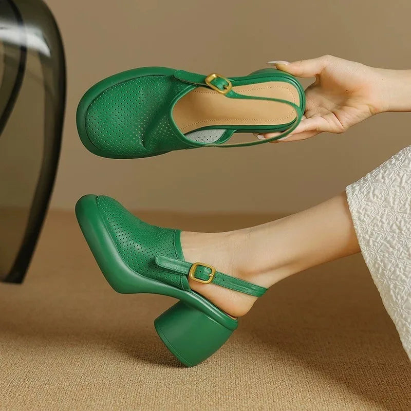 Natural Women's Comfortable Flat Sandals - VibreMode